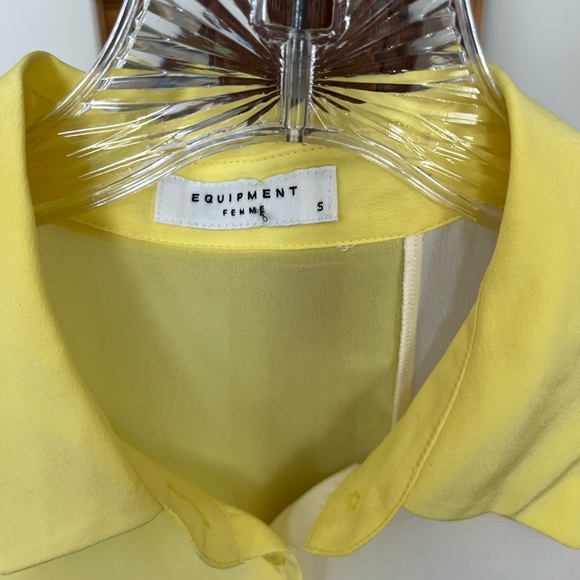 Equipment 100%Silk Diem Clean with Inset Button Down Shirt in Bright White - Picture 6 of 13